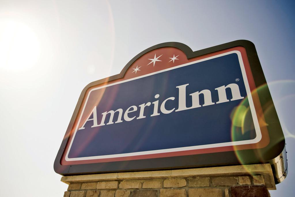Americinn By Wyndham New London Exterior photo