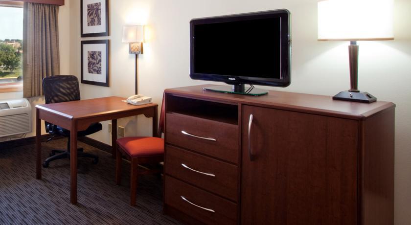 Americinn By Wyndham New London Room photo